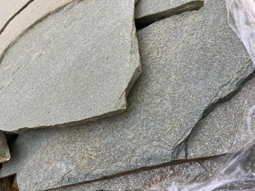 Плитняк златолит зелёный для цоколя, отмостки купить в Карабаше