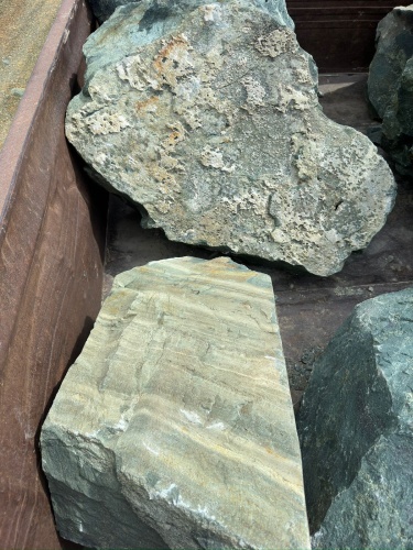 Ландшафтные глыбы зелёные 200-500 килограмм купить в Карабаше