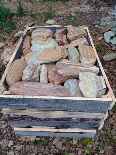 Златолит жёлтый, жёлто-зелёный глыбки и валуны для ланшафтного дизайна купить в Карабаше