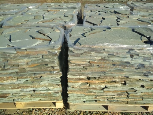 Плитняк златолит зелёный для цоколя, отмостки купить в Карабаше