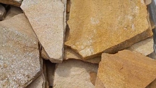 Плитняк златолит жёлтый для фасада 1,5-3 см купить в Карабаше