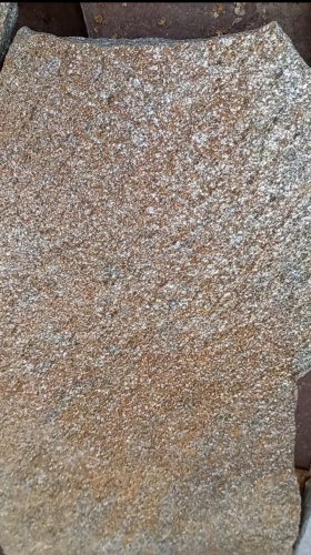 Плитняк златолит серебристый для цоколя, отмостки купить в Карабаше