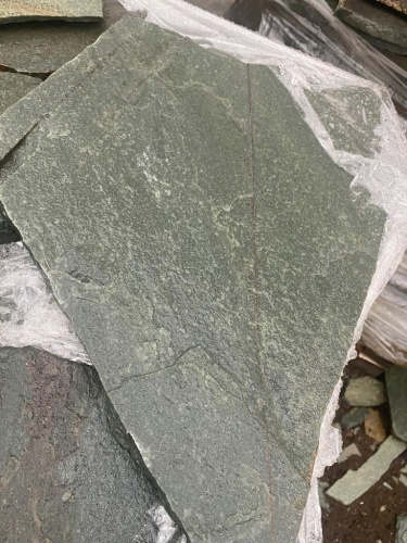 Плитняк златолит зелёный для цоколя, отмостки купить в Карабаше